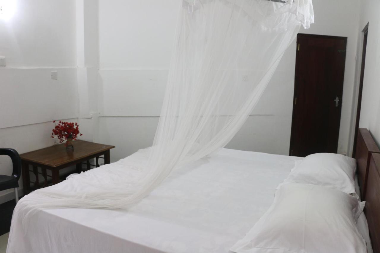 A.V.N Homestay Unawatuna Esterno foto