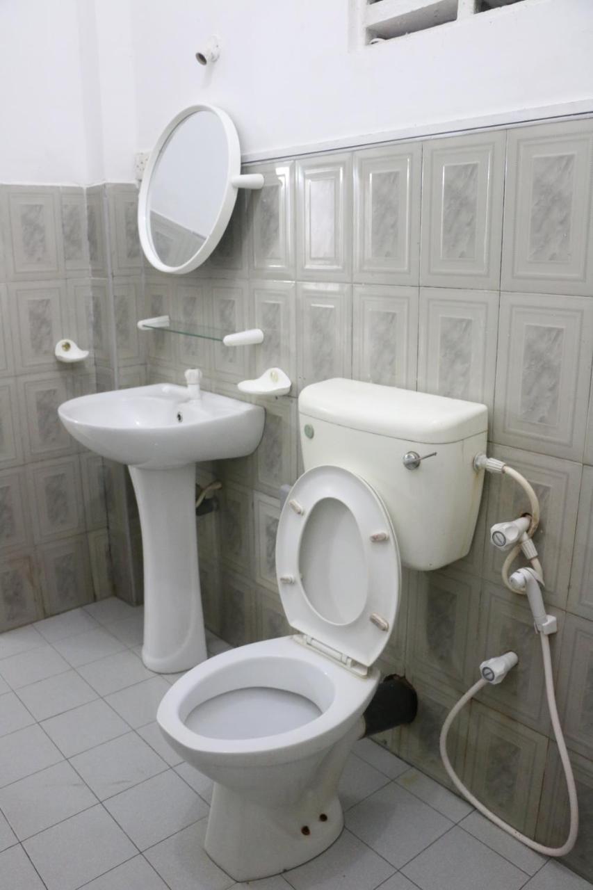 A.V.N Homestay Unawatuna Esterno foto
