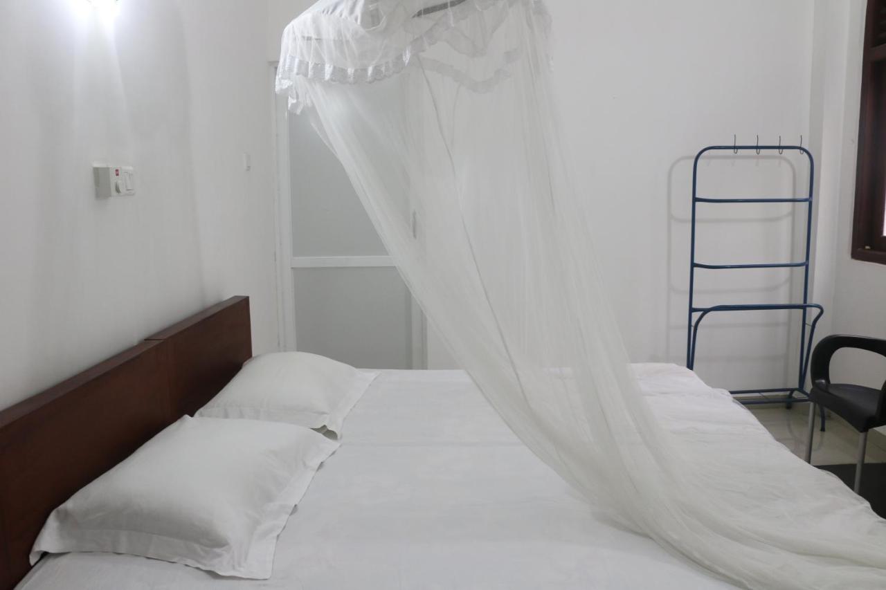A.V.N Homestay Unawatuna Esterno foto