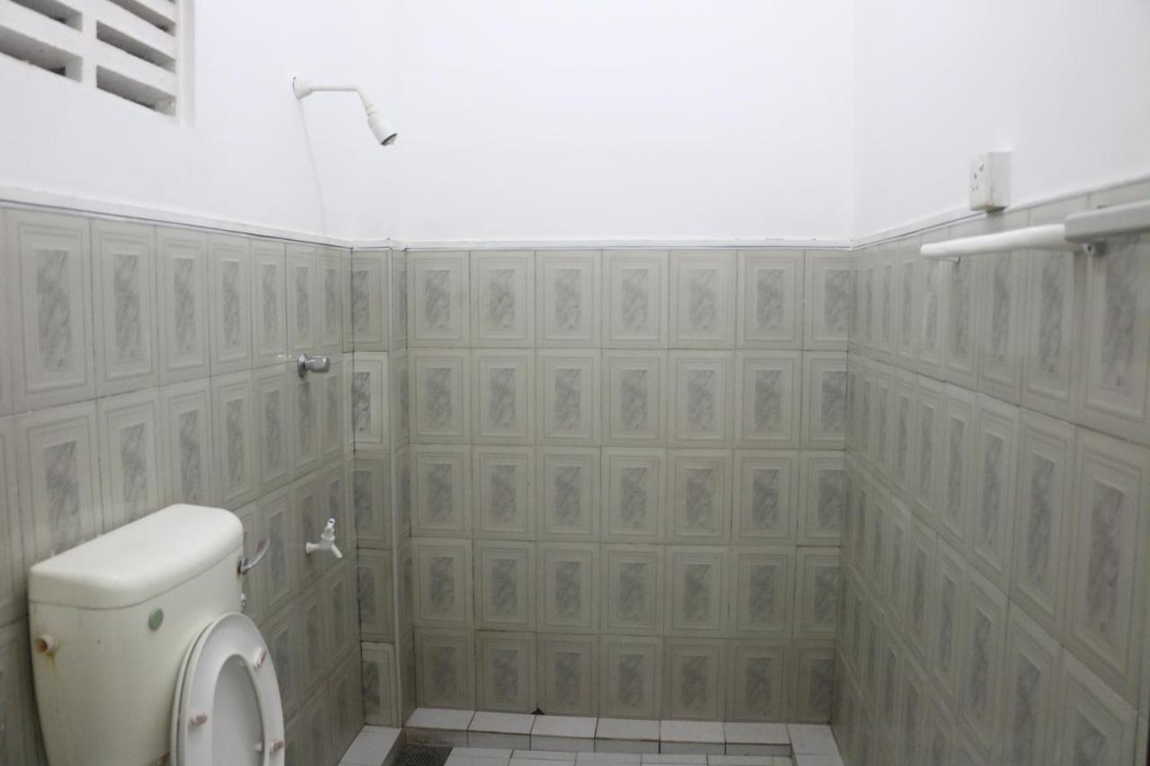 A.V.N Homestay Unawatuna Esterno foto