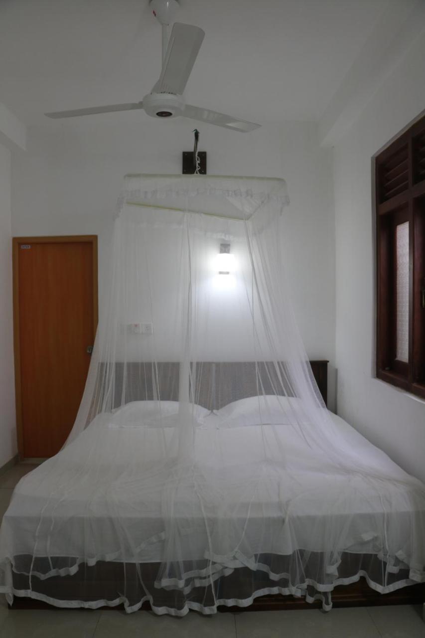 A.V.N Homestay Unawatuna Esterno foto